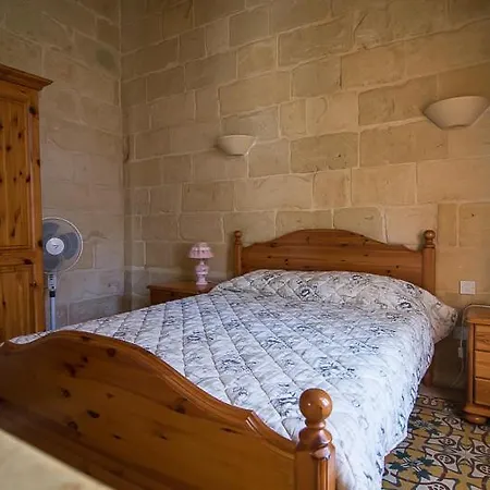 4 Bedroom With Private Pool 펜션 *