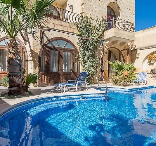 4 Bedroom With Private Pool Σπίτι διακοπών Zebbug (Gozo)