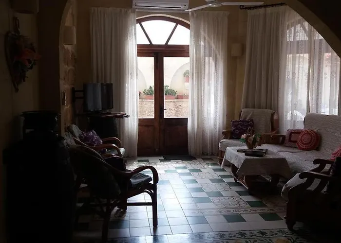 4 Bedroom With Private Pool Σπίτι διακοπών Zebbug (Gozo)