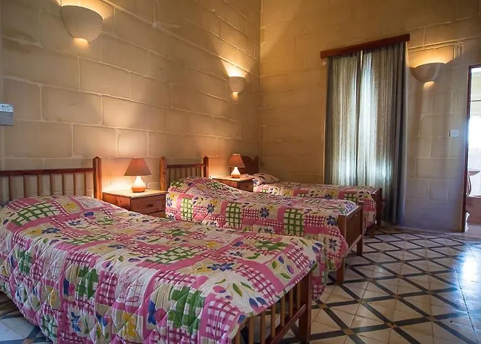 4 Bedroom With Private Pool